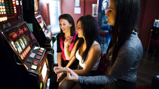 Giochi, stop licenze a 7 su 8 sale slot Giochi, stop licenze a 7 su 8 sale slot