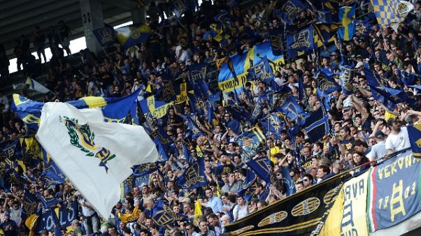 Calcio: 26 tifosi Foggia denunciati Calcio: 26 tifosi Foggia denunciati