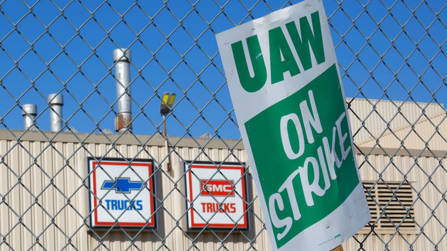 General Motors strike to slash U.S. October payrolls - JPMorgan