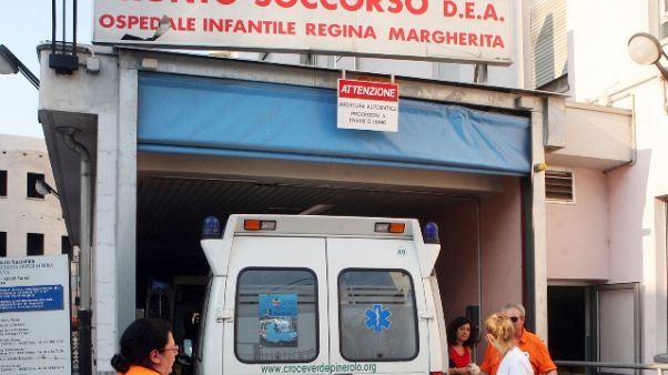 Colpito da vaso nel Cuneese, morto bimbo Colpito da vaso nel Cuneese, morto bimbo