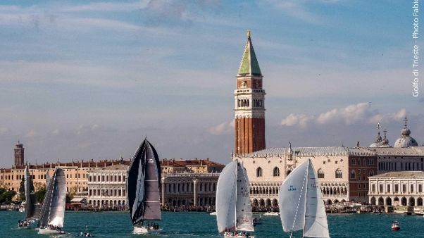"Golfo di Trieste" vince la Veleziana "Golfo di Trieste" vince la Veleziana