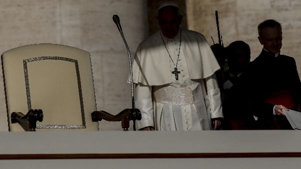 Libro Nuzzi, Vaticano sull'orlo del crac Libro Nuzzi, Vaticano sull'orlo del crac