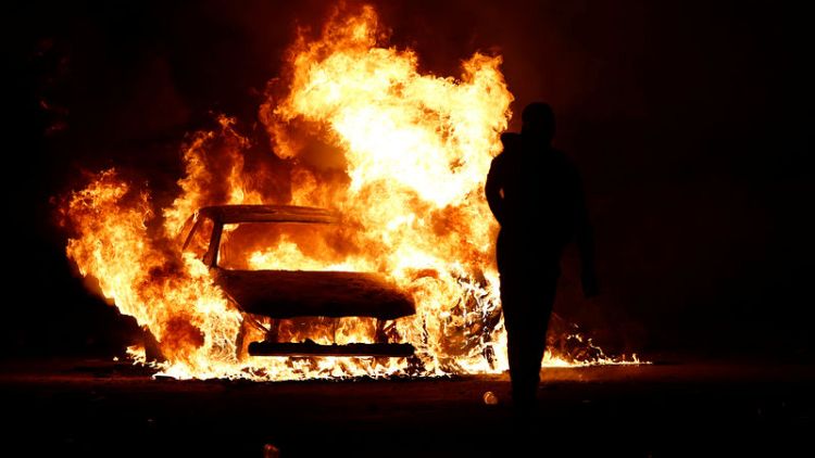 Rioting migrants torch cars, injure policeman at Maltese holding centre
