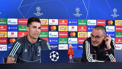 Sarri "orgoglioso di allenare Ronaldo" Sarri "orgoglioso di allenare Ronaldo"