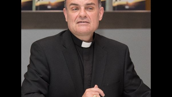 Vescovo Muser, dalla parte delle vittime Vescovo Muser, dalla parte delle vittime