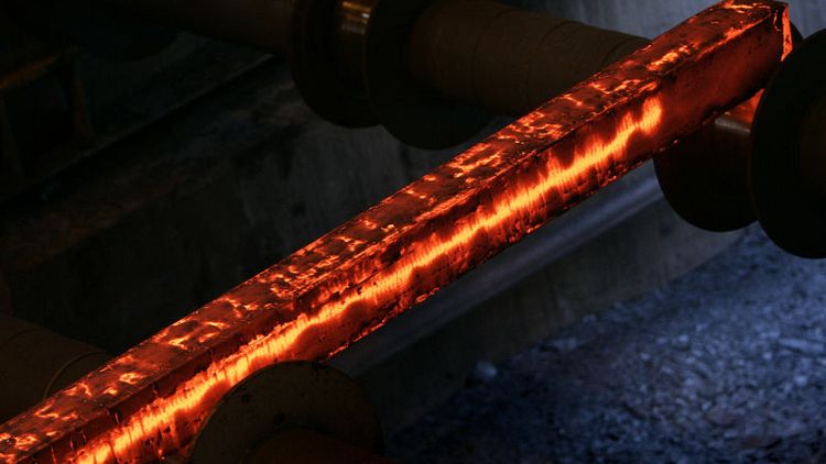 Schmolz + Bickenbach to raise cash to fend off 'steel crisis'