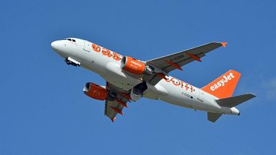 Fumo in cabina, atterraggio di emergenza Fumo in cabina, atterraggio di emergenza
