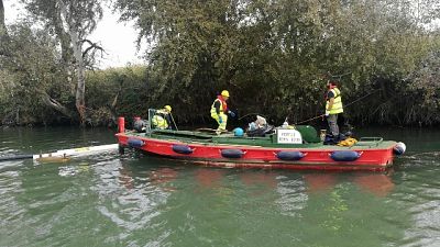 Sul Tevere barriera 'acchiappaplastica' Sul Tevere barriera 'acchiappaplastica'