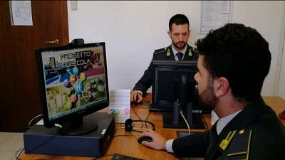 Elude fisco: sequestrati 100mila euro Elude fisco: sequestrati 100mila euro