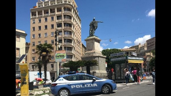 Molesta ragazze a Cagliari, arrestato Molesta ragazze a Cagliari, arrestato