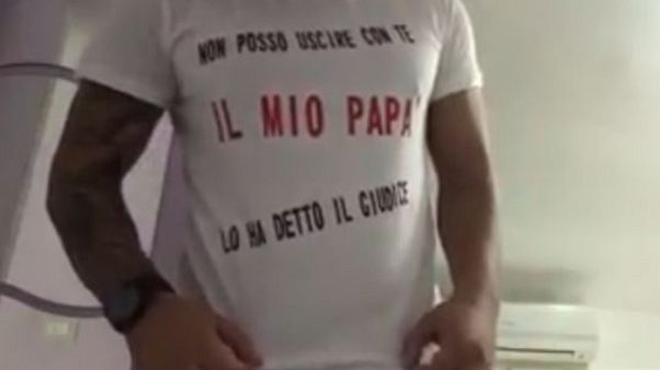 Su Fb,"Per mia figlia mi faccio 30 anni" Su Fb,"Per mia figlia mi faccio 30 anni"