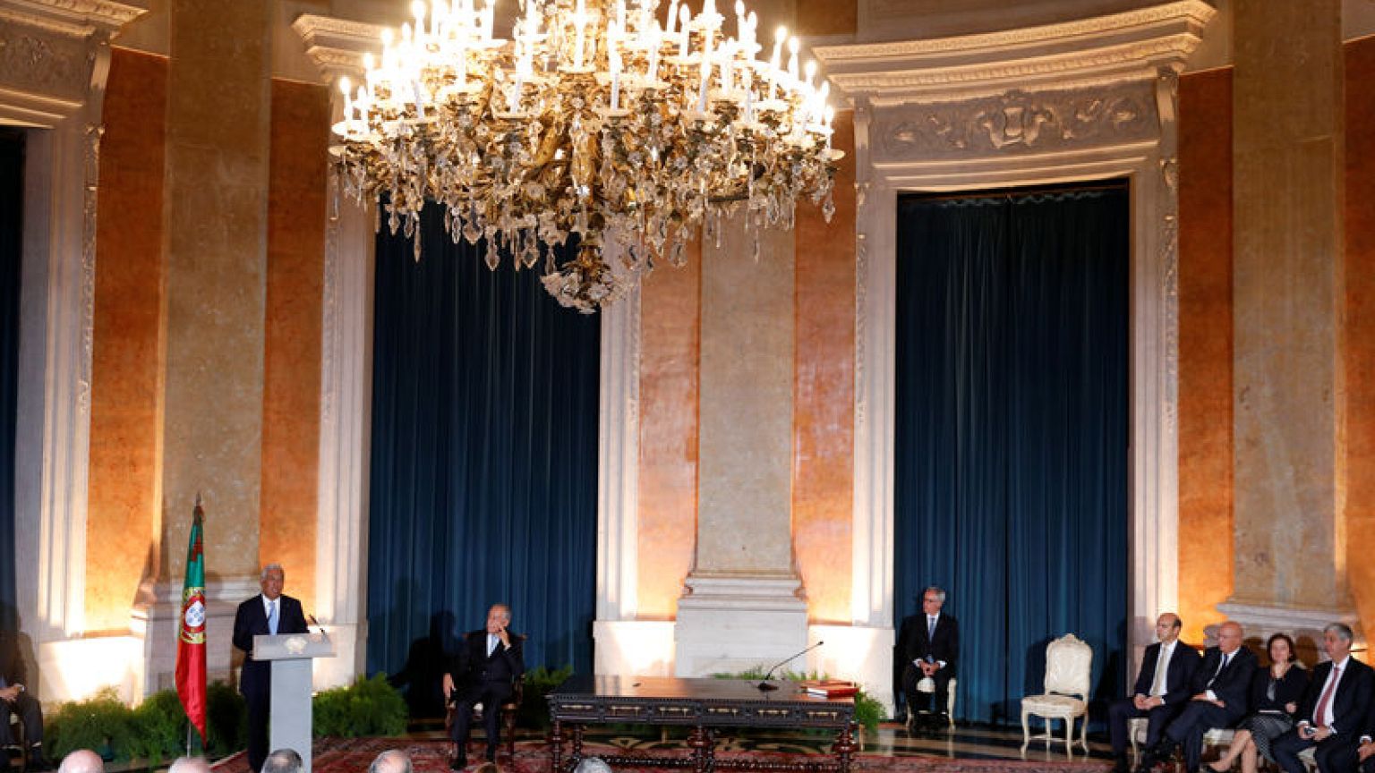 Portugal's PM targets 25% minimum wage rise in his new term