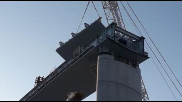 Lavori in quota,'chiglia' Ponte si forma Lavori in quota,'chiglia' Ponte si forma