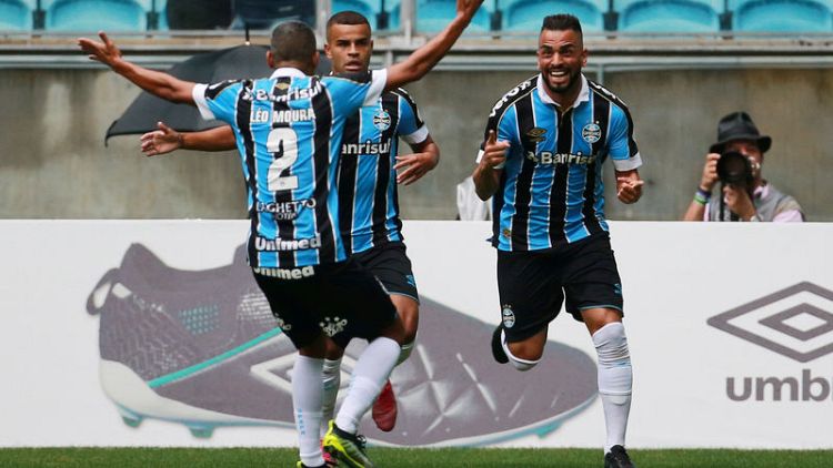 Gremio bounce back from Libertadores exit with 3-0 win