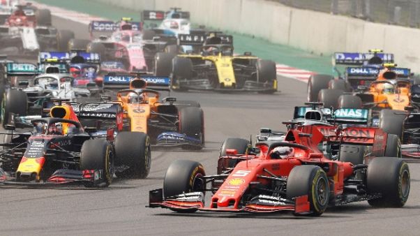 Vettel 'potevamo essere più originali' Vettel 'potevamo essere più originali'