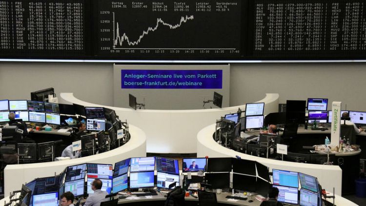 European shares take a pause, focus turns to earnings