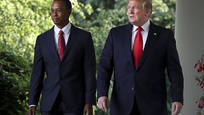 Golf:Trump a Woods, campione incredibile Golf:Trump a Woods, campione incredibile
