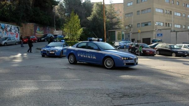 Botte a casa e poi in ospedale,arrestato Botte a casa e poi in ospedale,arrestato
