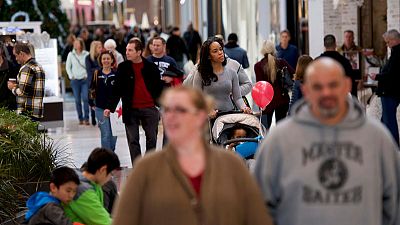 Consumers support U.S. economy as business spending slumps Consumers support U.S. economy as business spending slumps
