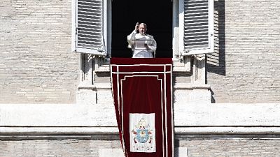 Papa, troppi messaggi negativi su morte Papa, troppi messaggi negativi su morte
