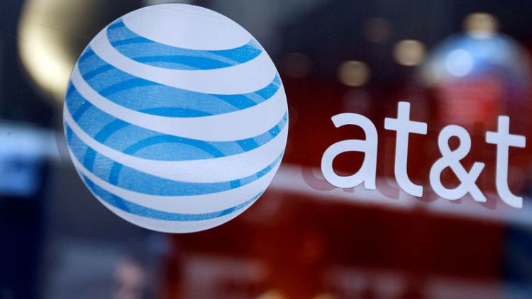 AT&T adds Seagate chairman Stephen Luczo to board