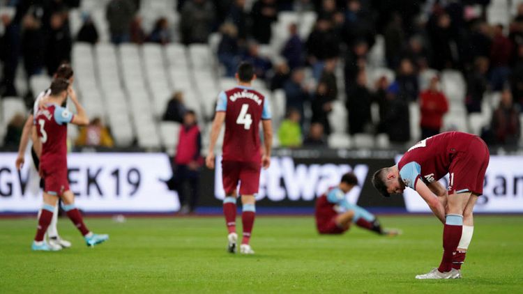 Newcastle edge West Ham to move out of danger zone