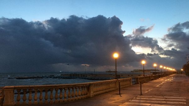 Meteo:Livorno prevede chiusura lungomare Meteo:Livorno prevede chiusura lungomare