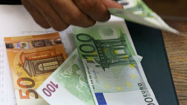Euro eyes chart resistance before Lagarde speech, rand bounces Euro eyes chart resistance before Lagarde speech, rand bounces