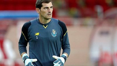 Casillas si allena per 25'