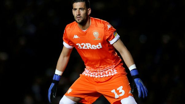 Leeds' Casilla denies FA charge of racially abusing Charlton's Leko Leeds' Casilla denies FA charge of racially abusing Charlton's Leko