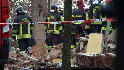 Esplode edificio, un morto di Reggio C. Esplode edificio, un morto di Reggio C.
