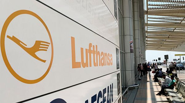 Lufthansa invites unions for talks ahead of planned strike Lufthansa invites unions for talks ahead of planned strike