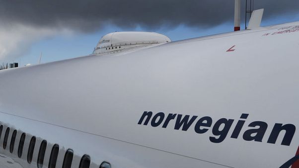 Struggling Norwegian Air raises $272 million from share sale, bond issue Struggling Norwegian Air raises $272 million from share sale, bond issue