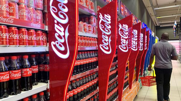 Coca-Cola chooses plastic bottle collection over aluminium cans to cut carbon footprint Coca-Cola chooses plastic bottle collection over aluminium cans to cut carbon footprint
