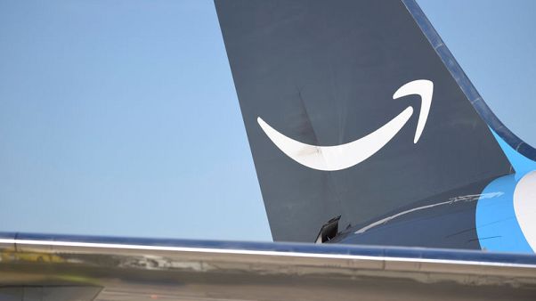 Amazon's rising air shipments fly in the face of climate plan Amazon's rising air shipments fly in the face of climate plan