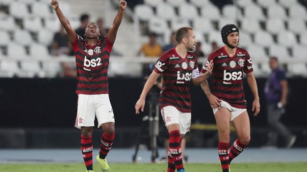 Late goal gives Flamengo 1-0 win over city rivals Botafogo Late goal gives Flamengo 1-0 win over city rivals Botafogo