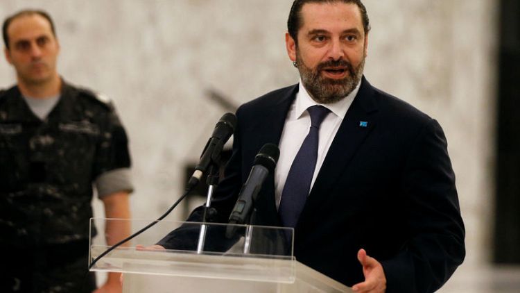 Lebanese banks face threats, Hariri said to want neutral government