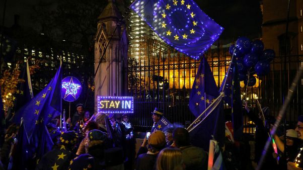 UK spending plans, Brexit paralysis put rating at risk - Moody's UK spending plans, Brexit paralysis put rating at risk - Moody's