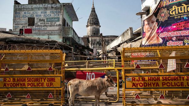 Indian court gives disputed religious site to Hindus in landmark ruling Indian court gives disputed religious site to Hindus in landmark ruling