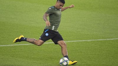 Napoli: moglie Allan, io insultata