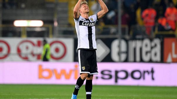 Roma knocked out of third place with defeat at Parma Roma knocked out of third place with defeat at Parma