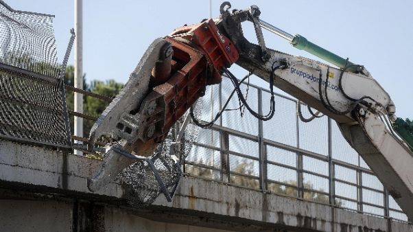 Raggi,demolita tangenziale vicino Verano Raggi,demolita tangenziale vicino Verano