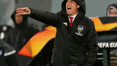Arsenal's under-fire Emery gets club's public backing Arsenal's under-fire Emery gets club's public backing