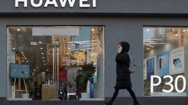 Huawei to give staff $286 million bonus for helping it ride out U.S. curbs Huawei to give staff $286 million bonus for helping it ride out U.S. curbs