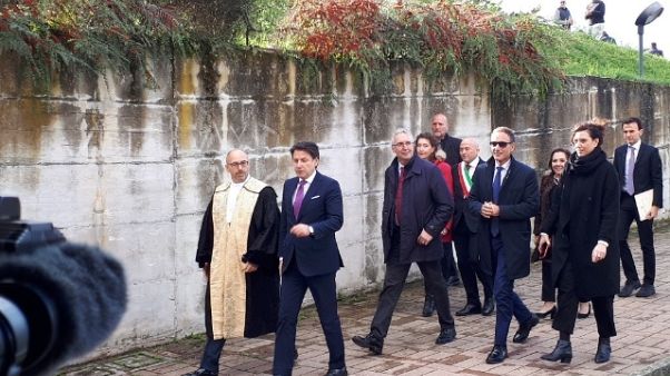 Conte, a Venezia situazione drammatica Conte, a Venezia situazione drammatica