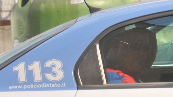Falsi permessi soggiorno, tre arresti Falsi permessi soggiorno, tre arresti