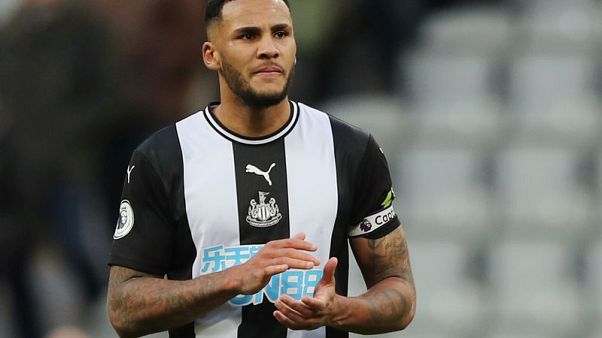 Newcastle's Lascelles out until New Year with knee injury Newcastle's Lascelles out until New Year with knee injury