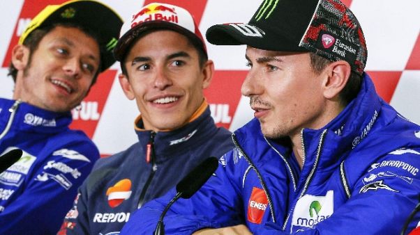 Rossi omaggia Lorenzo 'tra i più grandi' Rossi omaggia Lorenzo 'tra i più grandi'