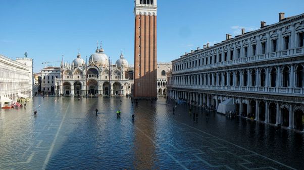 Defiant Venetians vow to stay despite flood devastation Defiant Venetians vow to stay despite flood devastation