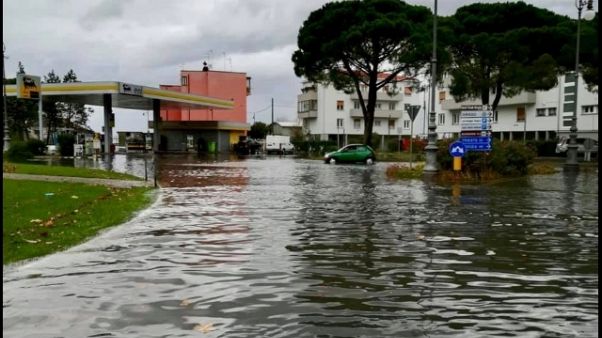 Maltempo:acqua alta a Grado, allagamenti Maltempo:acqua alta a Grado, allagamenti